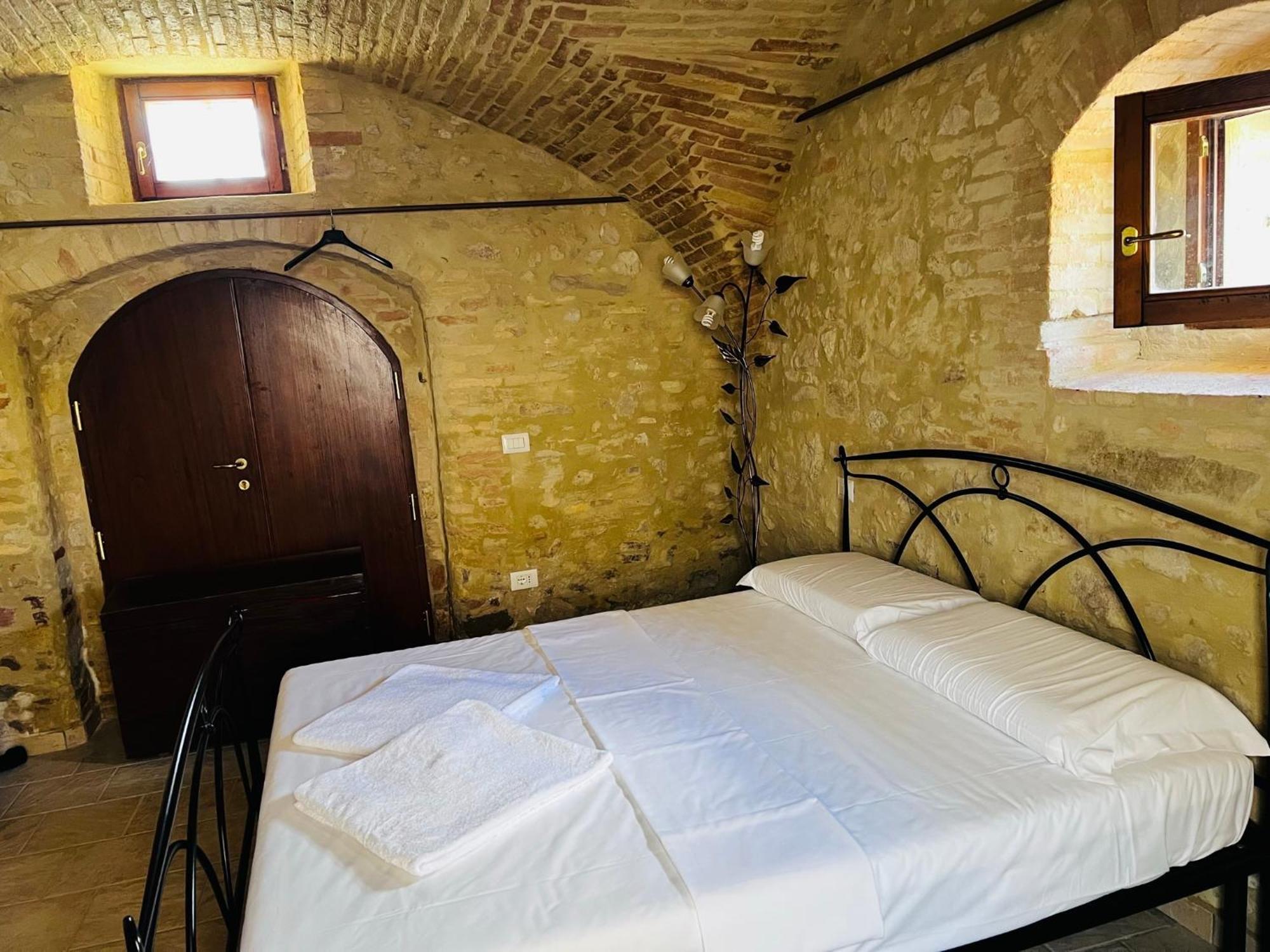 Lucky Garden Bed & Breakfast Беваня Екстериор снимка